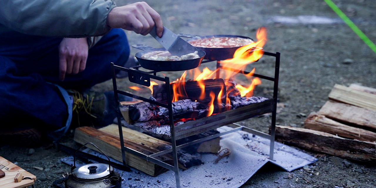 たためる焚き火台、COOKING FIRE PIT LIGHT | YOKA