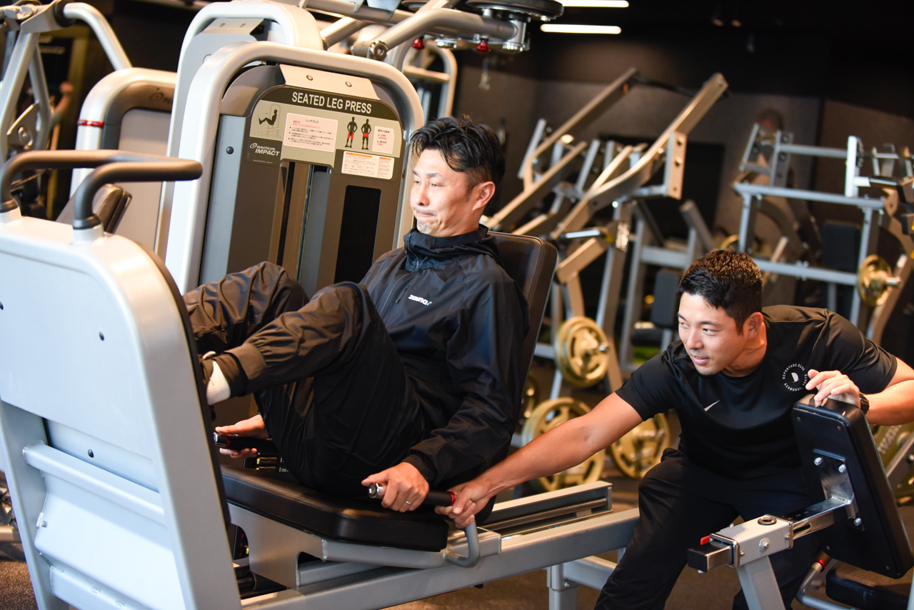 レッグプレス1